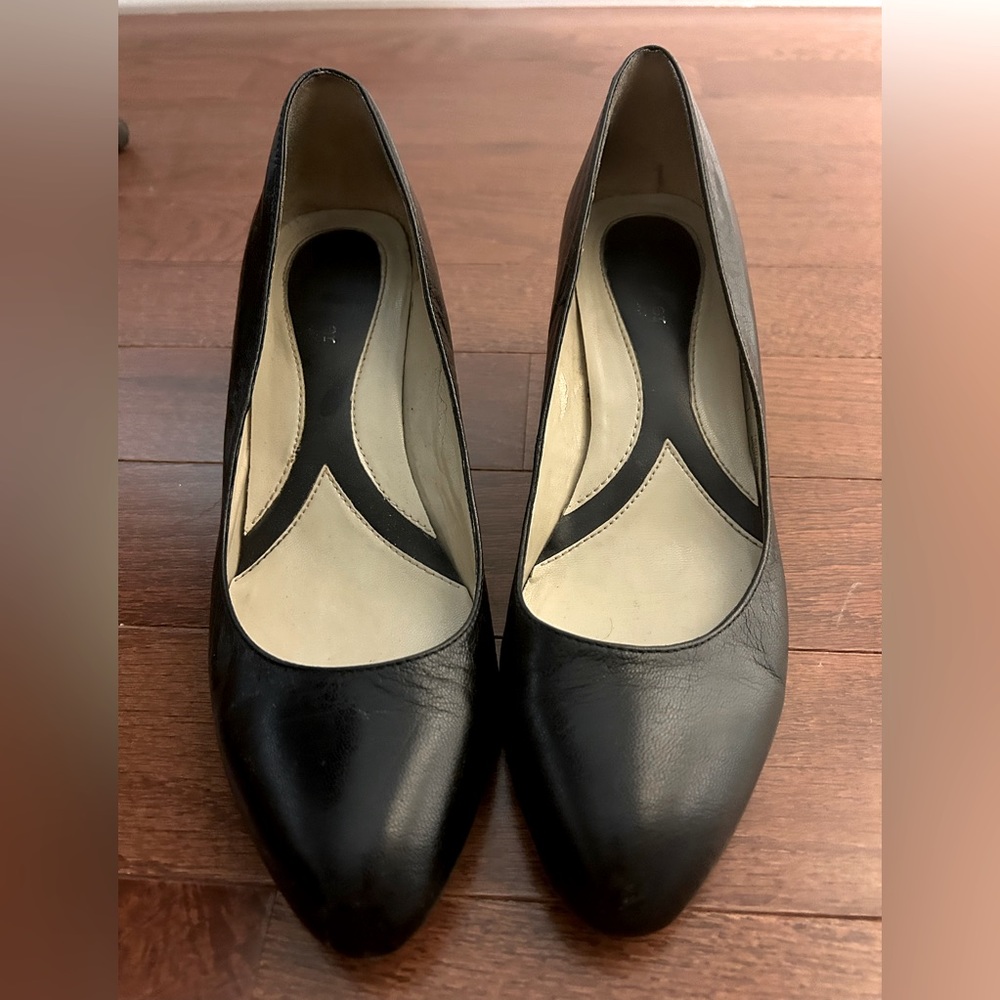Naturalizer Dieno Low Pump, Size 10.5